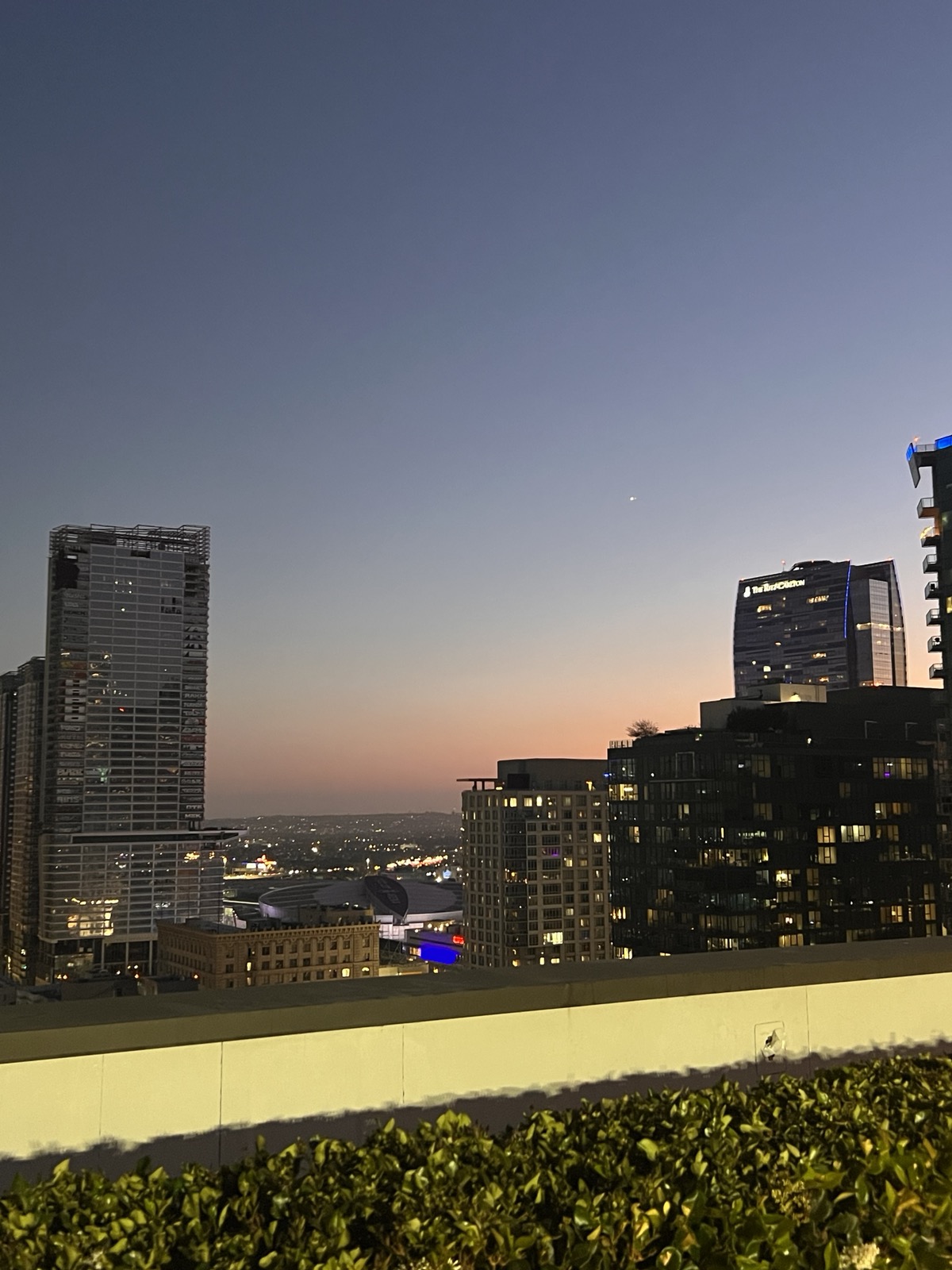 DTLA de noche desde las alturas